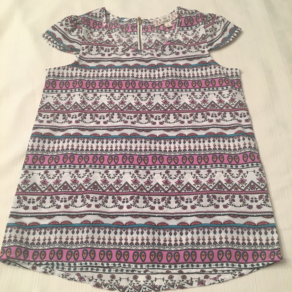 Girls patterned top